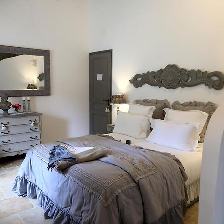 Lamanon Maison D'Hotes "Les Ecuries Du Mas" المظهر الخارجي الصورة